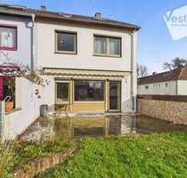 Preissenkung! Reihenendhaus mit Garage und kleinem Garten am Schießstand - Coburg