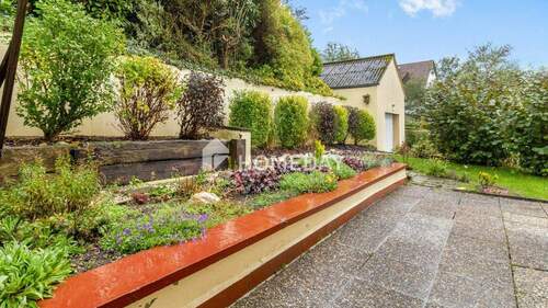 Garten 1 - 6 Zimmer Mehrfamilienhaus, Wohnhaus zum Kaufen in Taunusstein