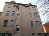 Hausansicht hinten - 2 Zimmer Etagenwohnung zur Miete in Bautzen