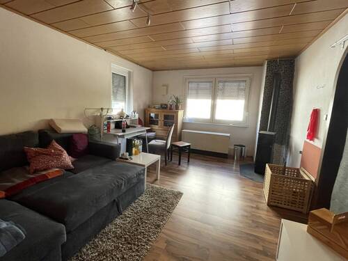 Zimmer - Mehrfamilienhaus, Wohnhaus mit 216,00 m&sup2; in Hofgeismar / Hümme zum Kaufen