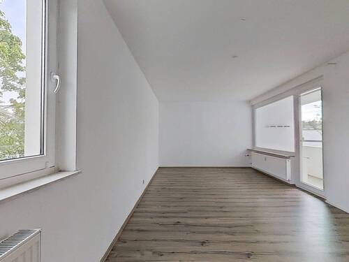 Ansicht II: Wohn- und Esszimmer - 2 Zimmer Etagenwohnung in Göttingen