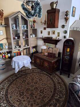 Zimmer 1 - Charmante 2-Zimmer-Wohnung mit Balkon!