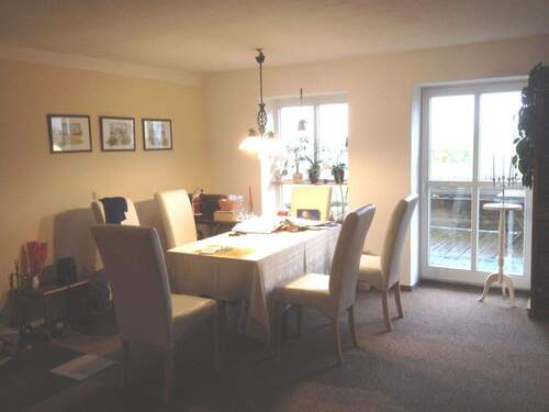 Wohnzimmer-Essplatz - 