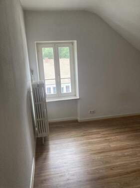 Wohnen - Etagenwohnung mit 97,80 m&sup2; in Saarbrücken zur Miete