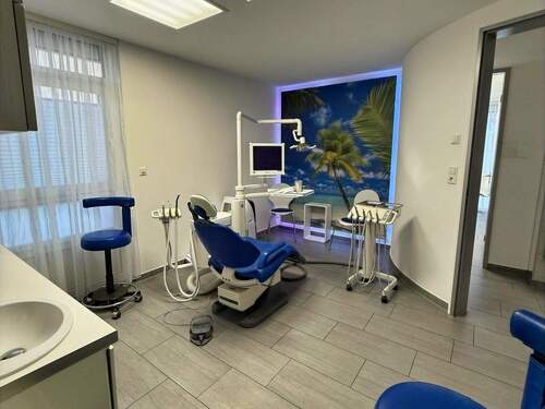 Behandlungszimmer 1 - Büro in Aulendorf zum Kaufen
