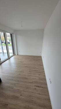 01 - Etagenwohnung mit 60,00 m&sup2; in Jade zur Miete