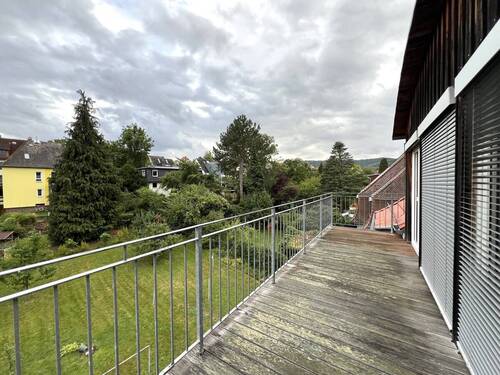 Fernblick vom Balkon - 4 Zimmer Etagenwohnung zum Kaufen in Kassel / Kirchditmold