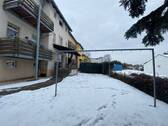 Hof mit Trockenplatz - 
