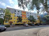 Hausansicht-neu - 3 Zimmer Etagenwohnung in Bitterfeld-Wolfen