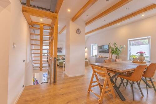 8Q1A8106.jpg - 