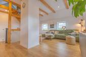8Q1A8100.jpg - 