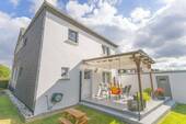 Haus & Gartenansicht - 