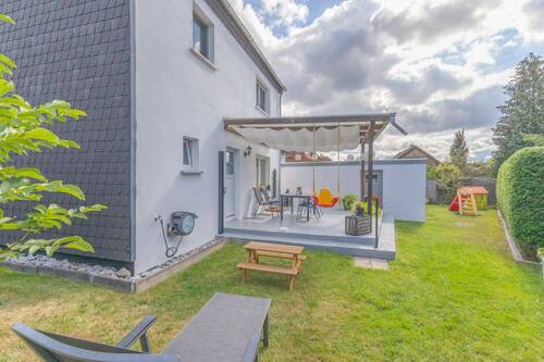 Haus & Gartenansicht - 