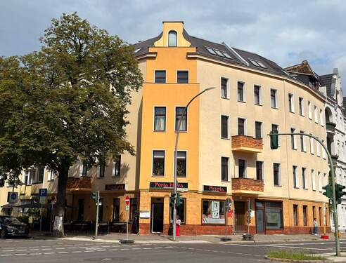 Steglitzer Damm 1 - Altberliner Stuckaltbau, 1. OG, vollsaniert am Volkspark Steglitz