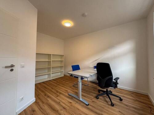 Büro 2 - 