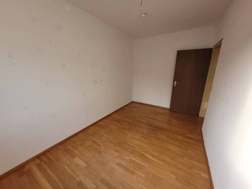 Zimmer 3 - 
