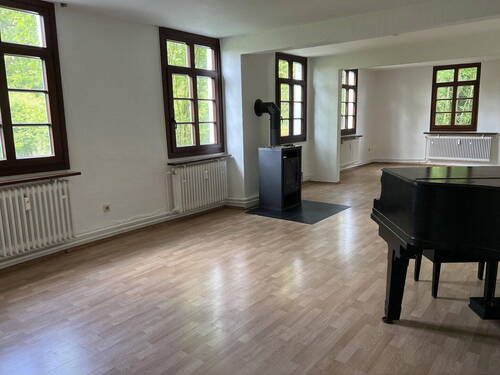 Wohnzimmer mit Kamin - 