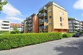 Hausansicht - 4 Zimmer Etagenwohnung zum Kaufen in Singen (Hohentwiel)
