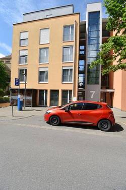 Hausansicht - 4 Zimmer Etagenwohnung in Singen (Hohentwiel)