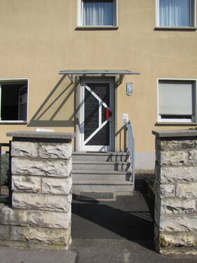 Eingang - Etagenwohnung mit 107,00 m&sup2; in Schwabach zur Miete