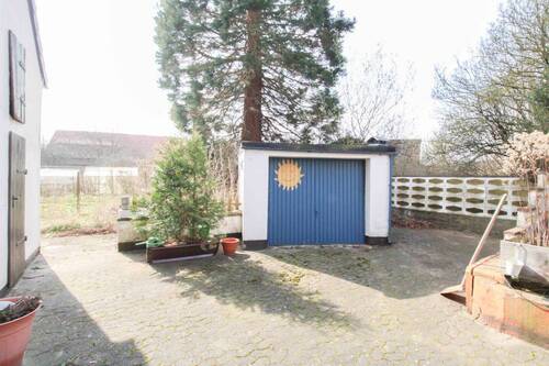 Garage - 