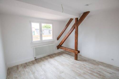 Wohnzimmer - Etagenwohnung mit 67,90 m² in Halle (Saale) zur Miete
