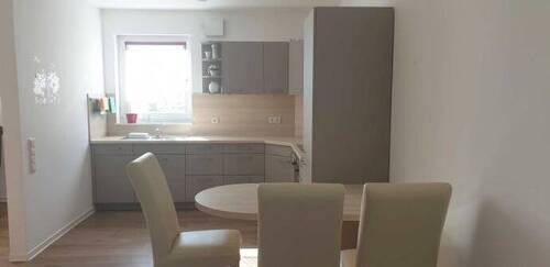 Küche mit Essplatz - 