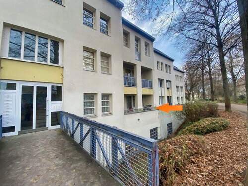 Eingangsebene - 3 Zimmer Etagenwohnung zum Kaufen in Göttingen