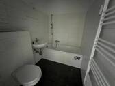 Badezimmer mit Wanne - 