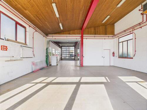 Hallenbereich 2 - 