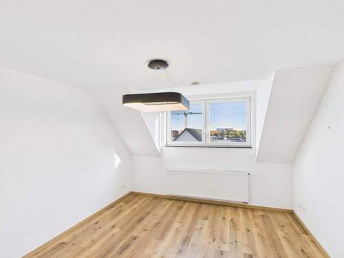 Esszimmer - Stilvoll und Lichtdurchflutet: Hochwertig ausgestattete Wohnung mit optimaler Raumaufteilung