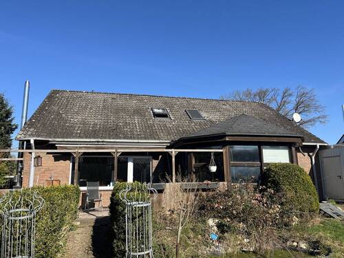 Titelbild - Großzügiges Einfamilienhaus in ruhiger Sackgassenlage