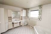 Badezimmer im Erdgeschoss - 