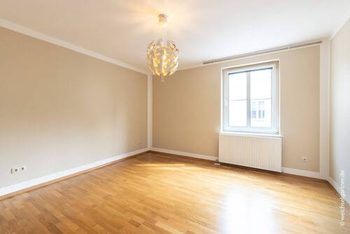 Wohnung OG – Zimmer - 