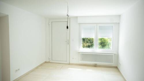 Eingangsbereich - Doppelhaushälfte mit 269,00 m² in Baden-Baden zum Kaufen