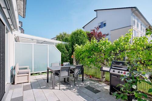 Terrasse mit Garten - Doppelhaushälfte mit 152,30 m² in Leinfelden-Echterdingen zum Kaufen