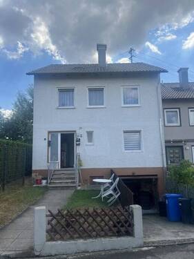 Bild 4 - Reihenendhaus mit 2 bis 3 Wohnungen, Garten und Garage in Burtenbach
