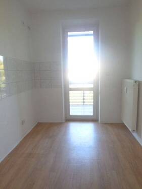 Beispiel Küche - 2 Zimmer Etagenwohnung in Döbeln
