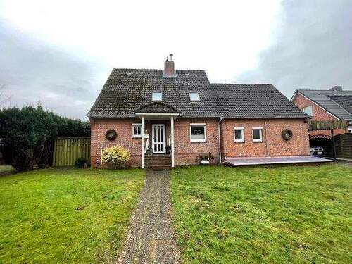 IVN präsentiert - Tolles EFH mit sonnigem Grundstück in Meldorf