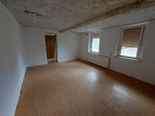 1. Zimmer OG - 