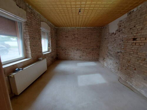 Wohnzimmer - 5 Zimmer Reihenmittelhaus in Raguhn- Jeßnitz
