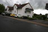 Seitenansicht - Eigentum gibt Sicherheit 2-Zimmer-Erdgeschosswohnung mit Balkon und Stellplatz in Schwalmstadt-Ziegenhain - keine Käuferprovision -