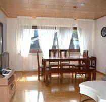 Wunderschöne 4 Zimmer-Wohnung mit Balkon und Ausblick! - Kuchen