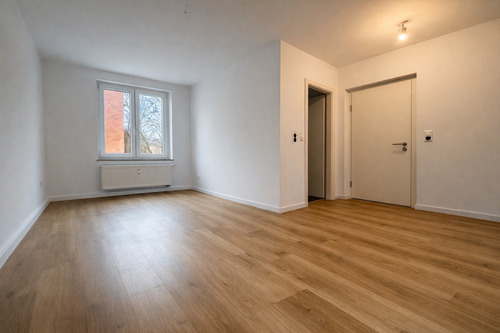 Wohnzimmer - 2 Zimmer Etagenwohnung zum Kaufen in Aachen