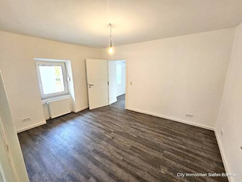 Durchgangszimmer ( Arbeits- oder Spielzimmer ) - 