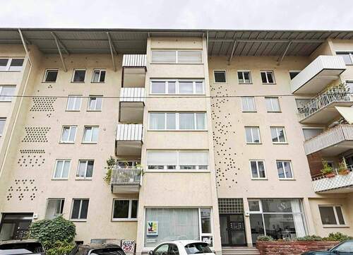 Außenansicht - 3 Zimmer Etagenwohnung zum Kaufen in Stuttgart