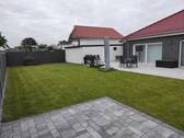 Hinterhof mit Terrasse_2 - 