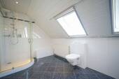 Dachgeschoss Badezimmer - 