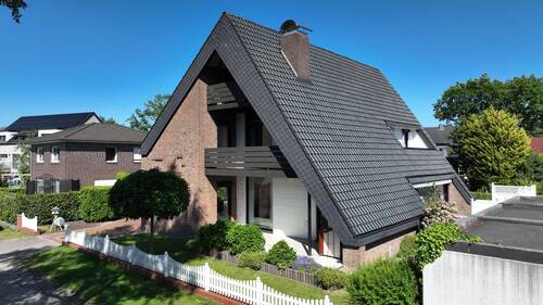 Außenansicht - 6 Zimmer Einfamilienhaus zum Kaufen in Weyhe