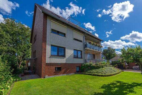 Aussenansicht aus dem Garten - 4 Zimmer Etagenwohnung zum Kaufen in Barsinghausen